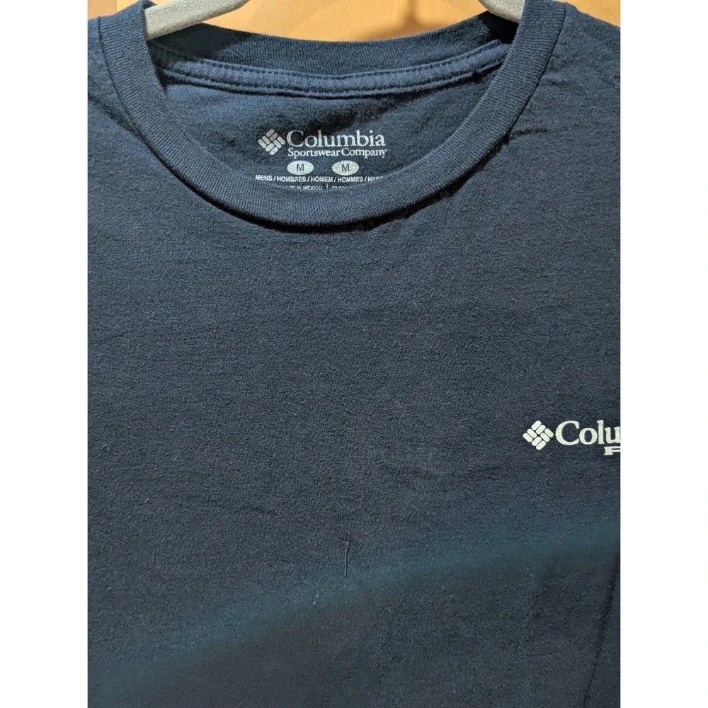 Columbia PFG Mens Size Medium Navy Blue Fishing Flag Graphic T Shirt 100% Cotton